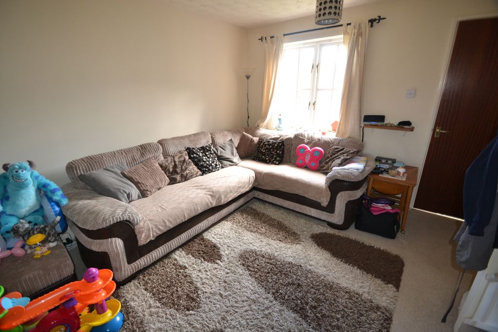 Property photo 2 of 5