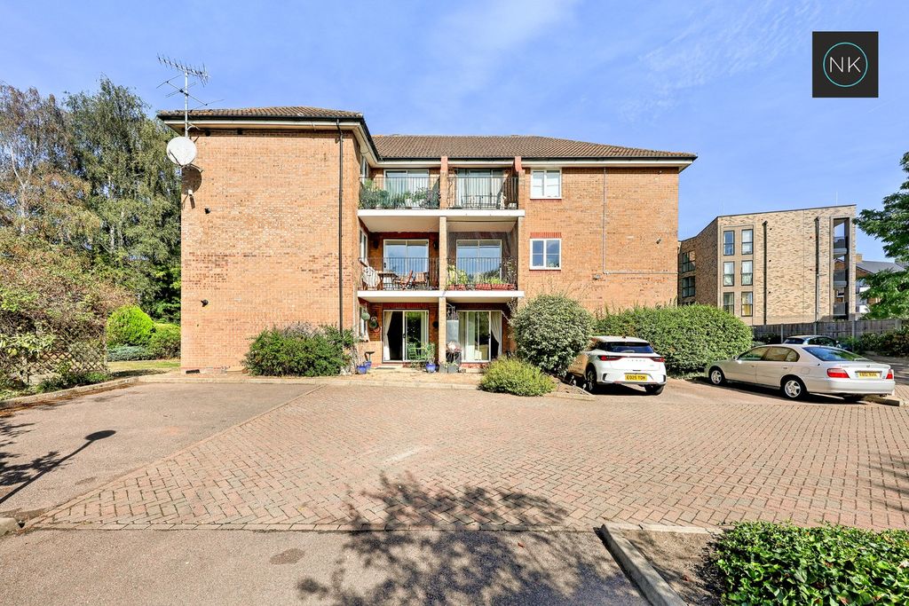 Property photo 1 of 22 5437390