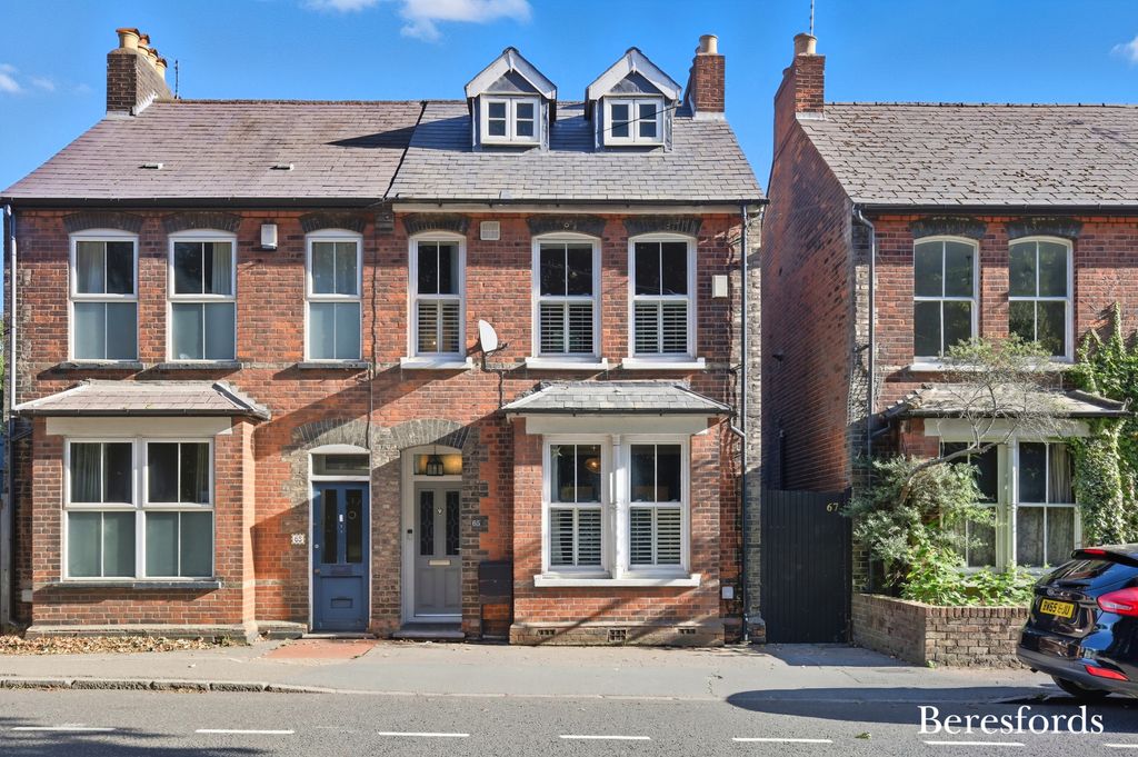 Property photo 1 of 33 Front