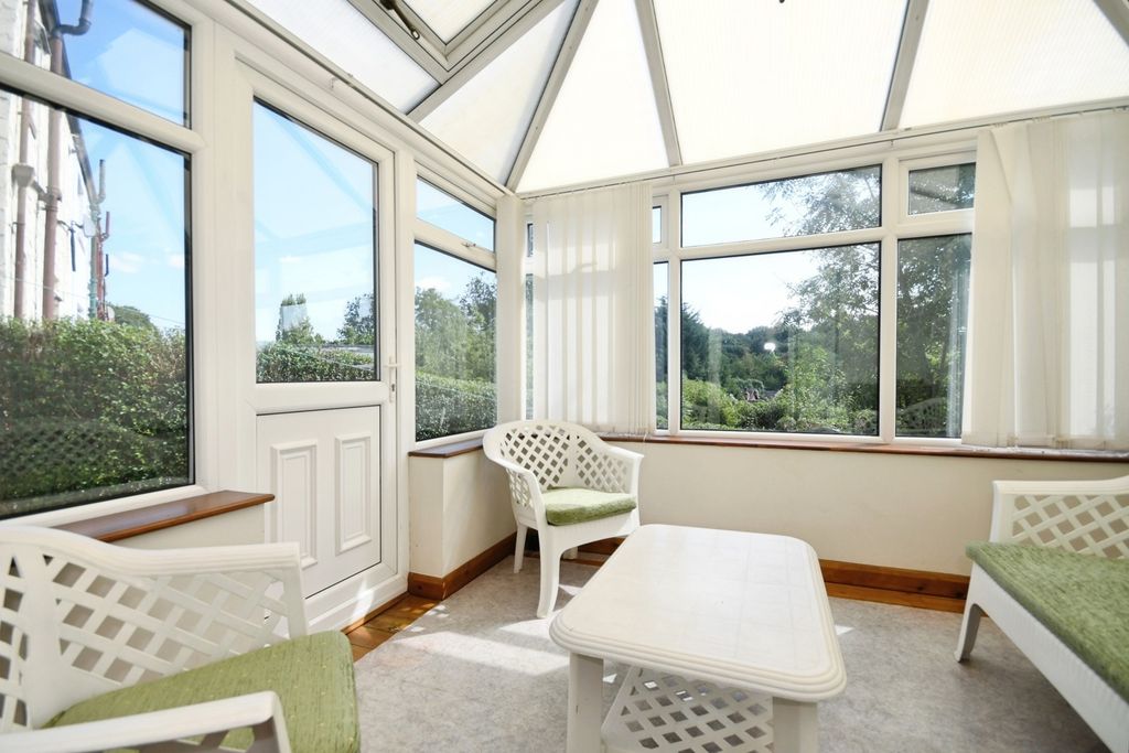 Property photo 3 of 17 Photo