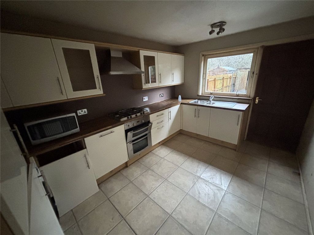 Property photo 3 of 9 Picture No. 06