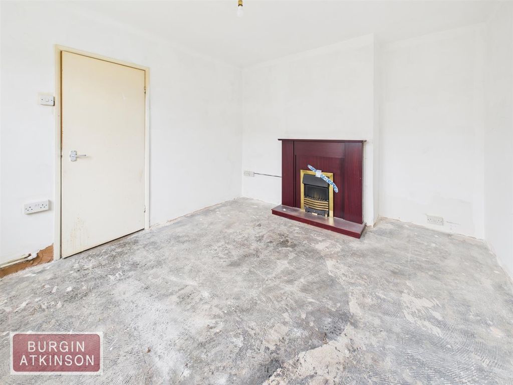 Property photo 2 of 11 Cam01619G0-Pr0180-Still007.Jpg