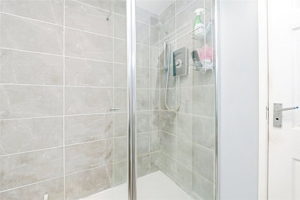 Property photo 3 of 28 Picture No. 04