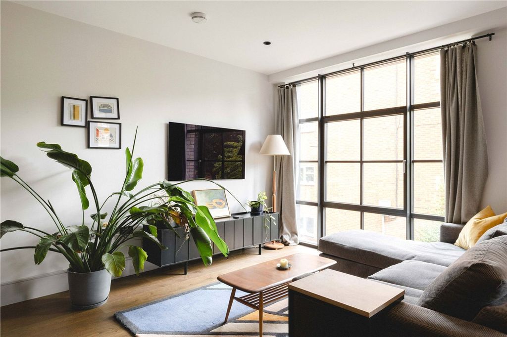 Property photo 1 of 10 Bracklyn Street, N1