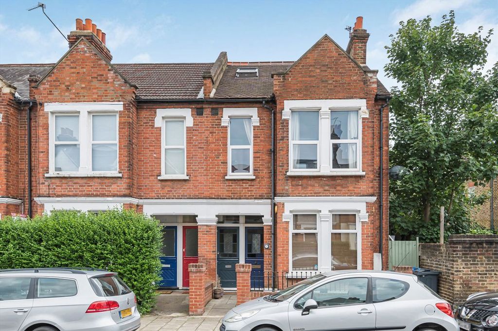 Property photo 1 of 11