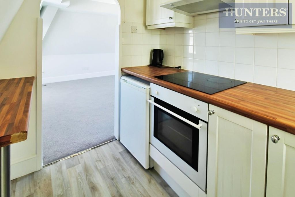 Property photo 2 of 16 64cc931E-Iuax6Yrzumllrf-l7Mh_M6Byo8U.Jpg