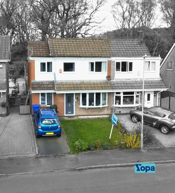 Property photo 1 of 22 Defoe 111