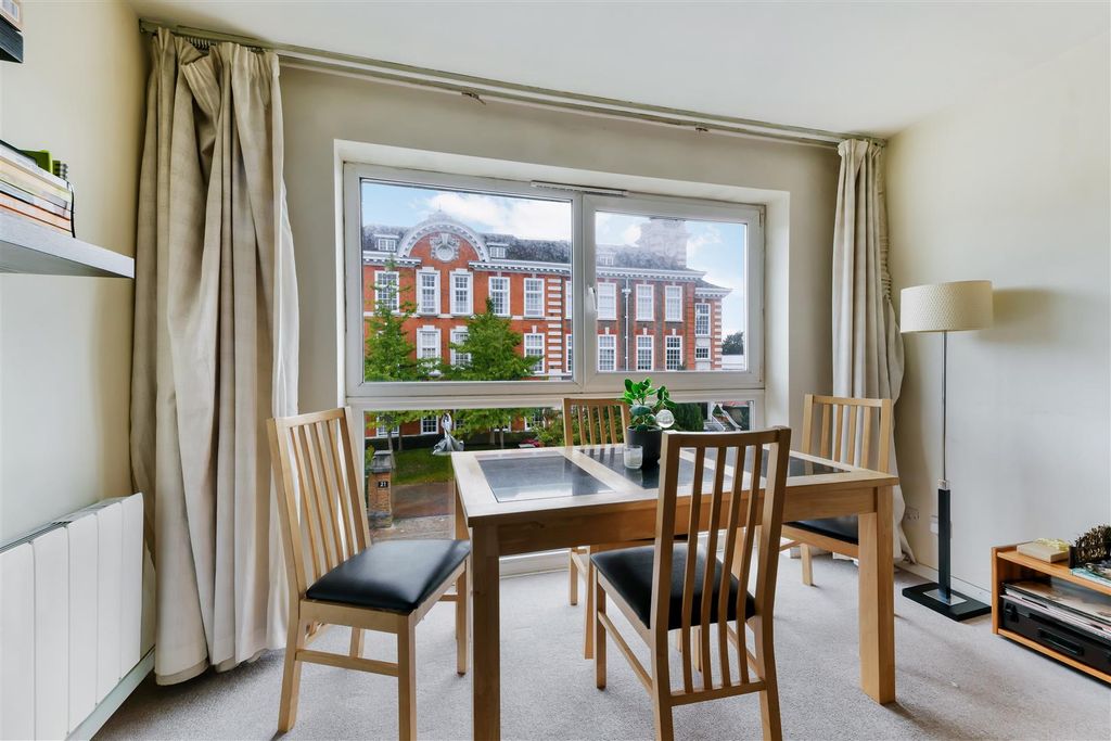 Property photo 3 of 13 3.Jpg