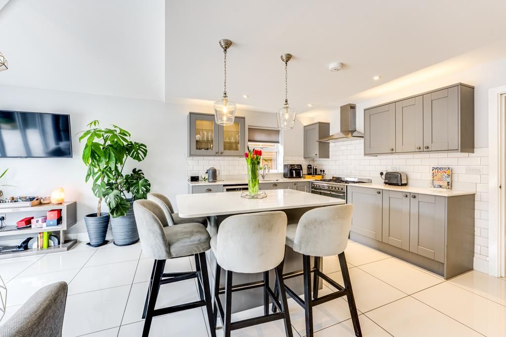 Additional image 13 of 5 bed detached house for saleLondon Road, Kettering NN15