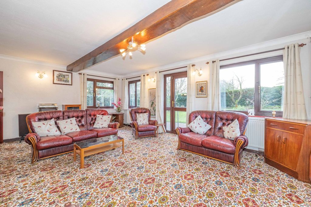 Property photo 2 of 16 Picture 2