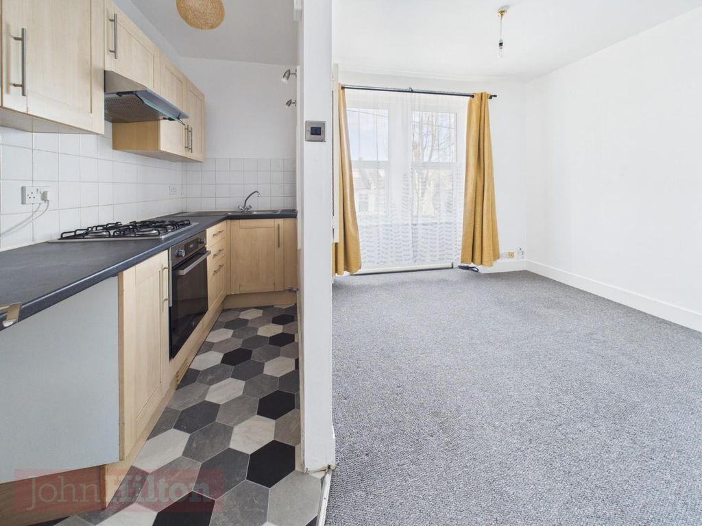 Property photo 2 of 8 Pr0650-Still003.Jpg