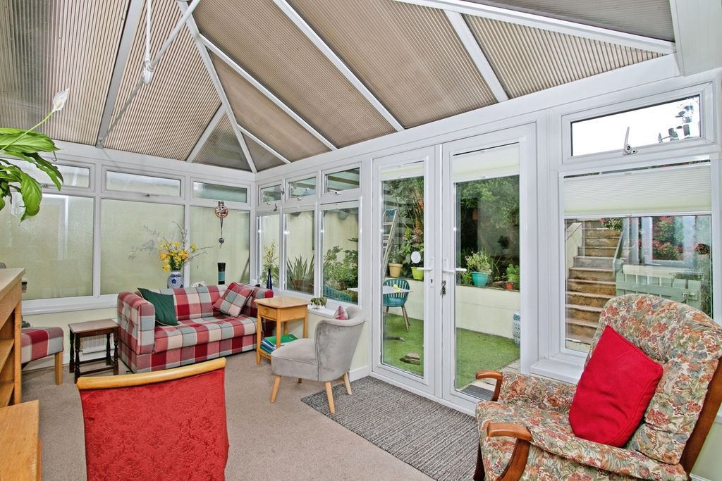 Property photo 3 of 20 Pbox-Img.Jpg