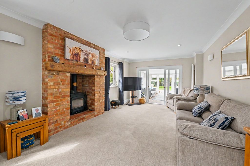 Property photo 3 of 26 5375695