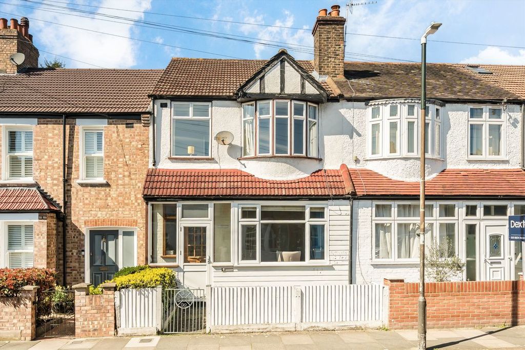 Property photo 1 of 11