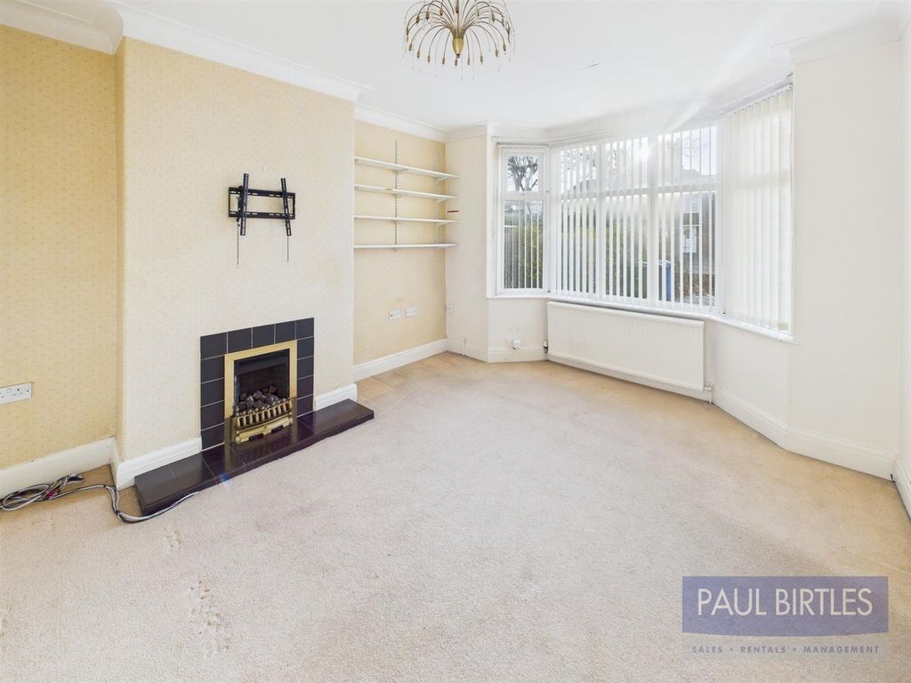 Property photo 3 of 26 Cam04378G0-Pr0253-Still035.Jpg