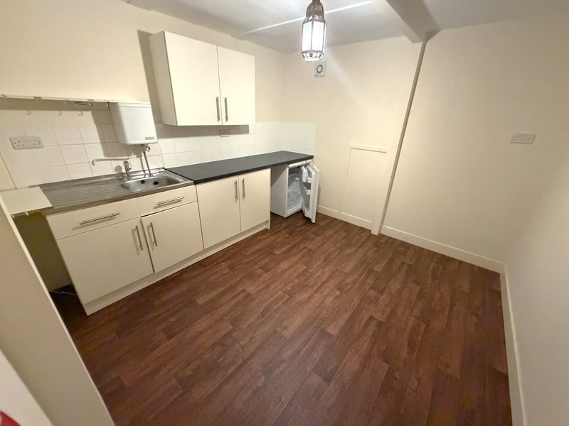 Property photo 3 of 10 Photo 10