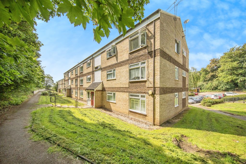 Property photo 1 of 9