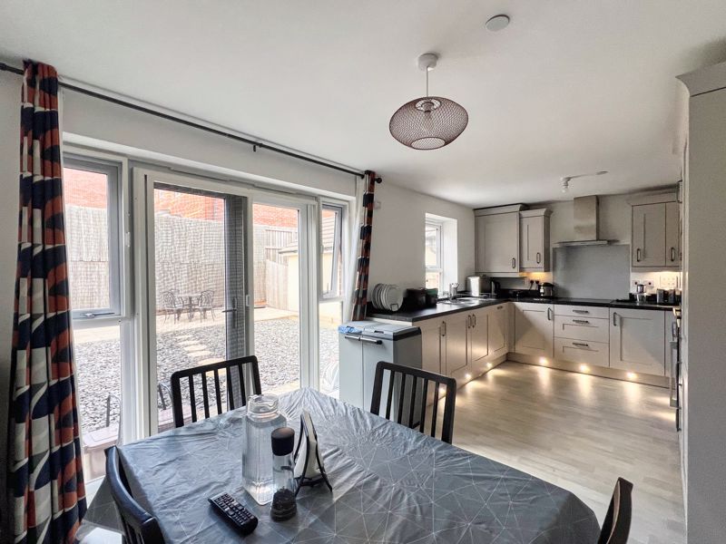 Property photo 3 of 24 Photo 13