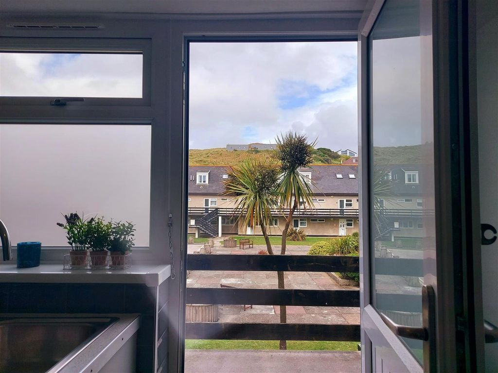 Additional image 18 of 2 bed flat to rentSt. Pirans Road, Atlantic Bay, Perranporth TR6