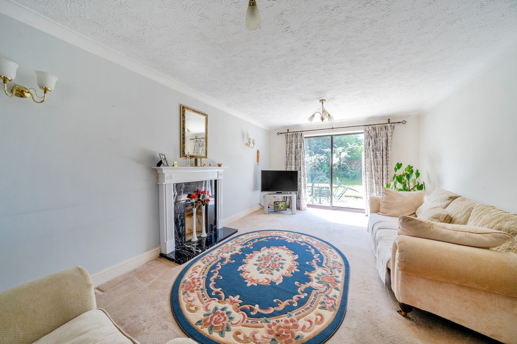 Property photo 2 of 15