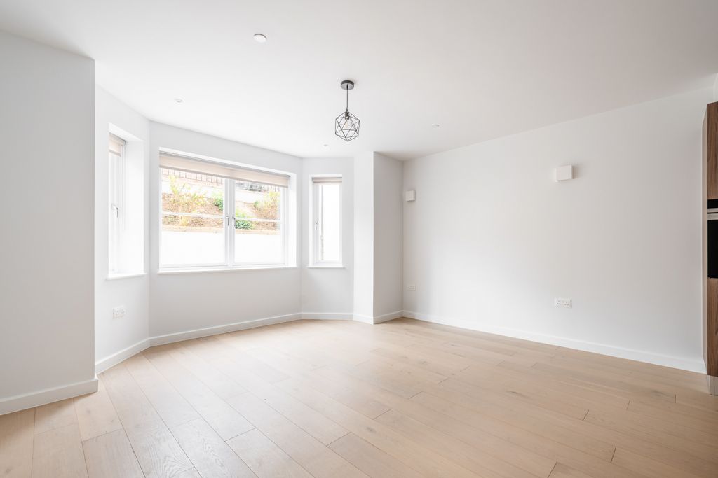 Property photo 3 of 15 Gallery