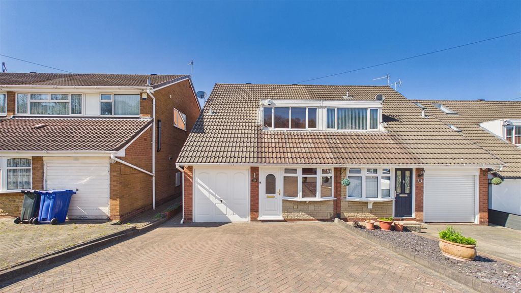 Property photo 1 of 17 Cam05101G0-Pr0158-Still026.Jpg