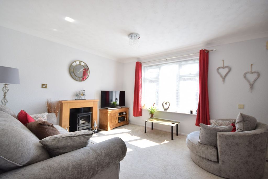 Property photo 2 of 13