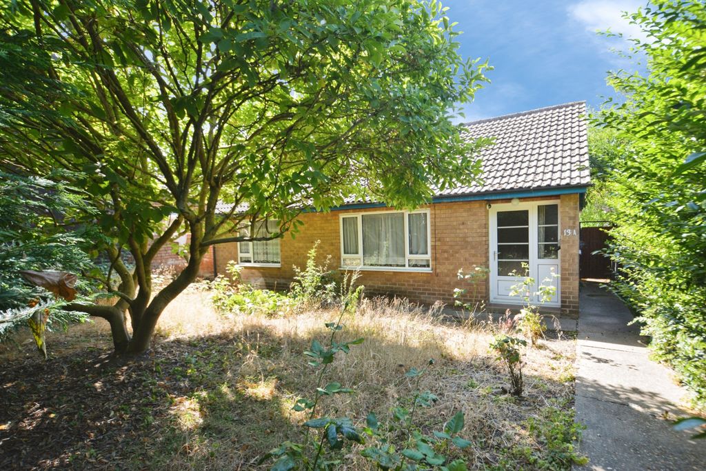 Property photo 1 of 11 Front