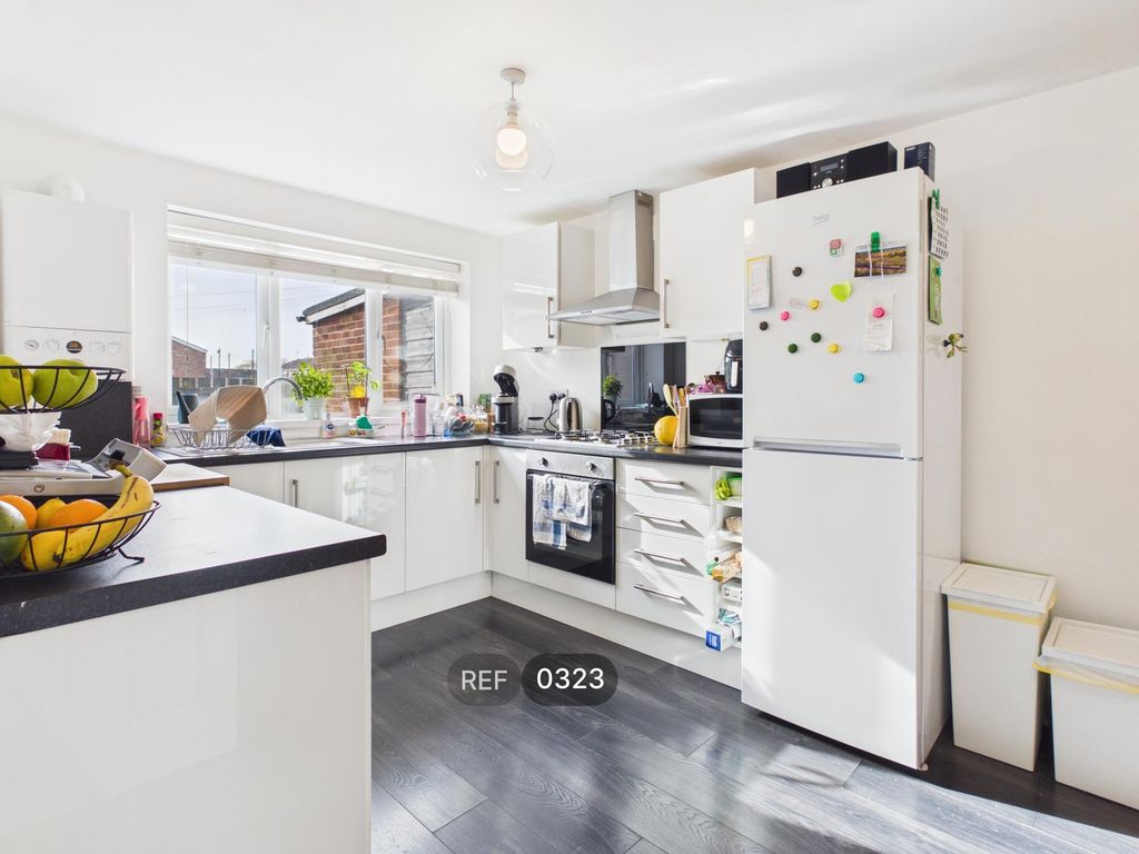 Property photo 1 of 12 Kitchen