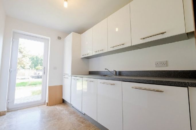 Property photo 2 of 16 Kitchen