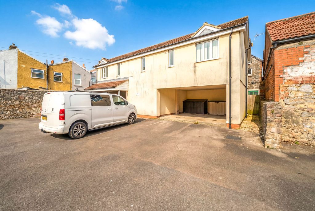 Property photo 2 of 20 Photo 2