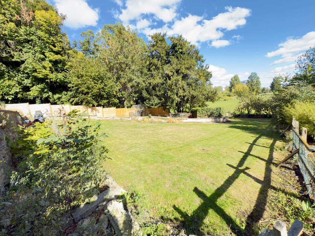 Property photo 3 of 16