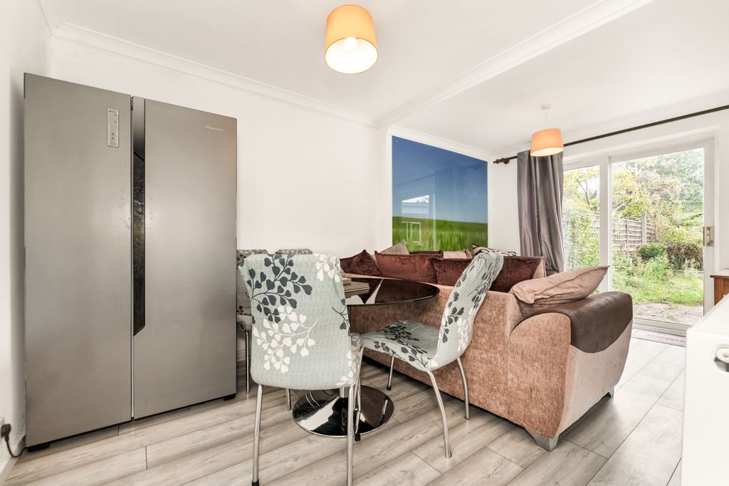 Property photo 2 of 38 Bourne Road, Cambridge Cb4