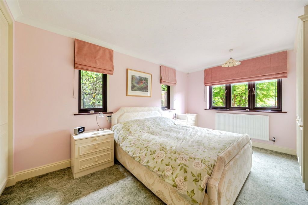 Additional image 8 of 3 bed bungalow for saleLiphook, Hampshire GU30