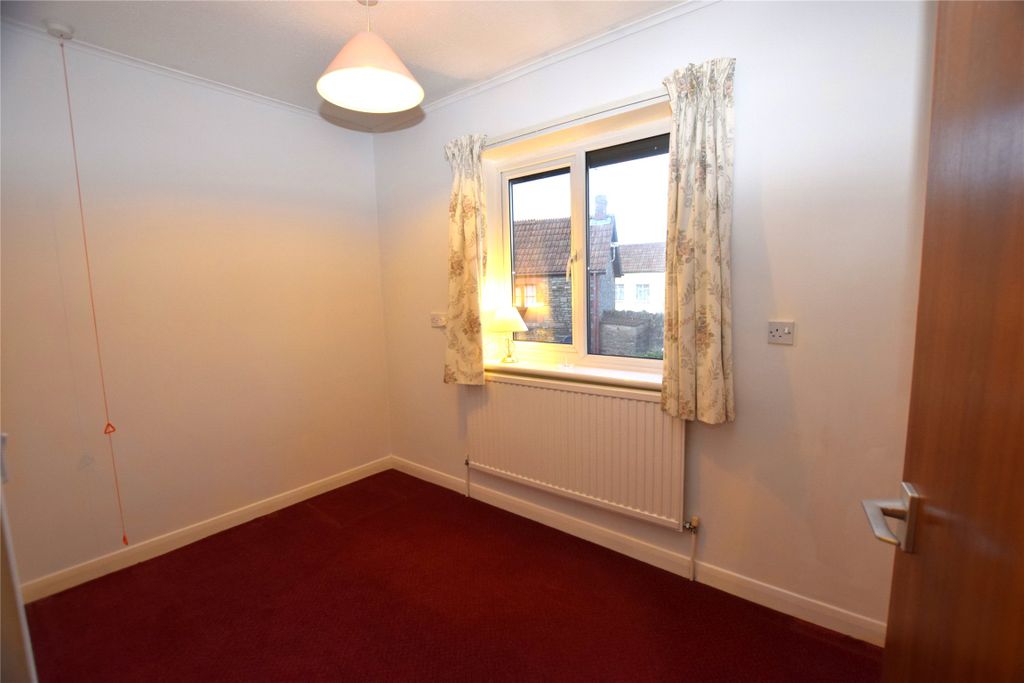 Property photo 3 of 12 Picture No. 23