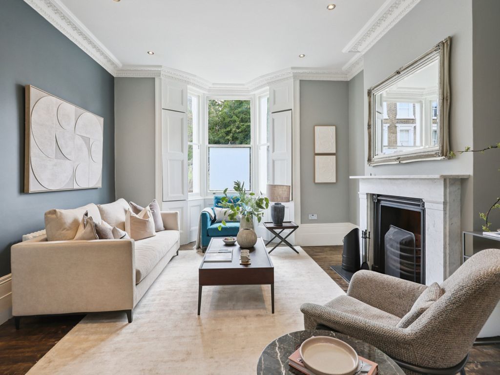 Property photo 1 of 24