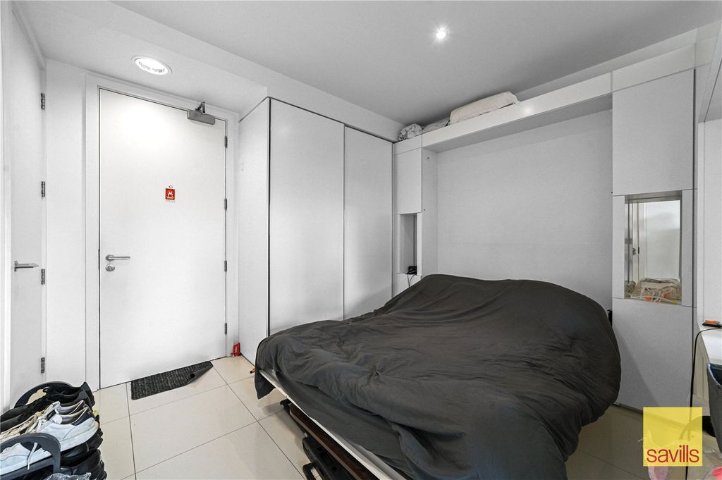 Property photo 3 of 9 Sleeping Area