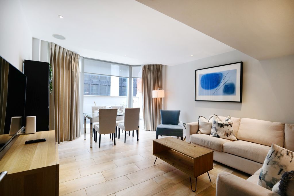 Property photo 2 of 11 Gallery