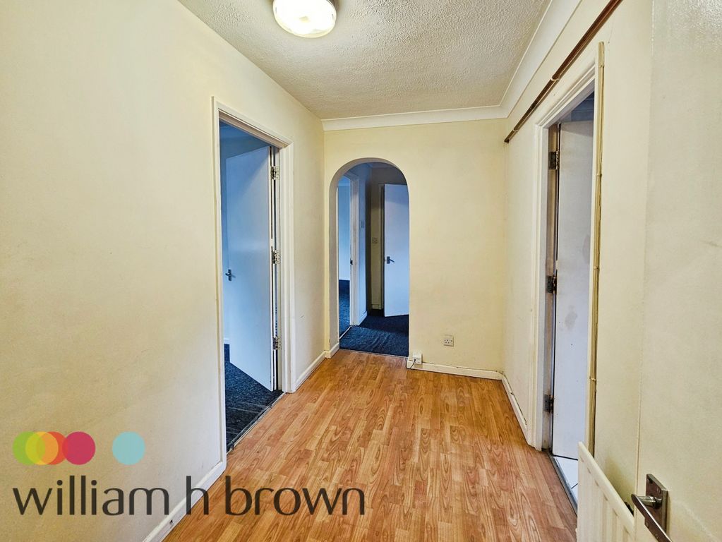 Property photo 3 of 7 Image