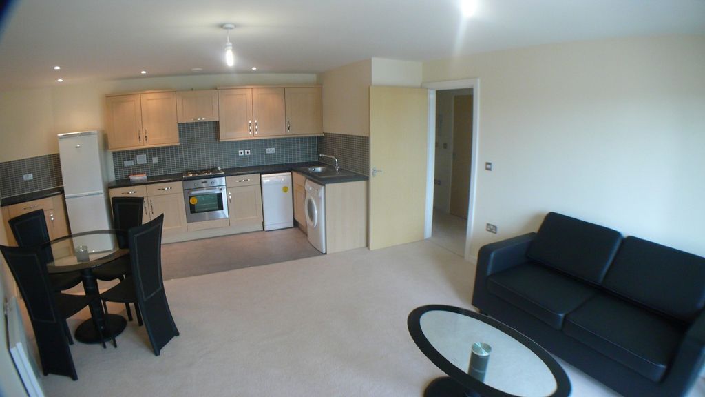 Property photo 2 of 7