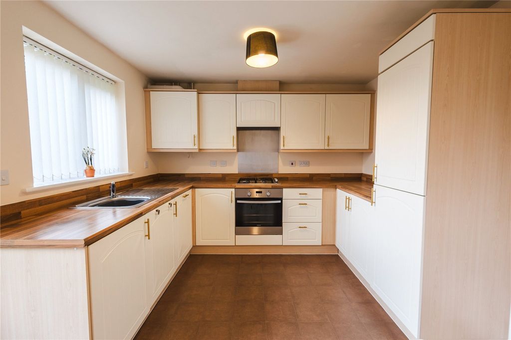 Property photo 2 of 30 Picture No. 08