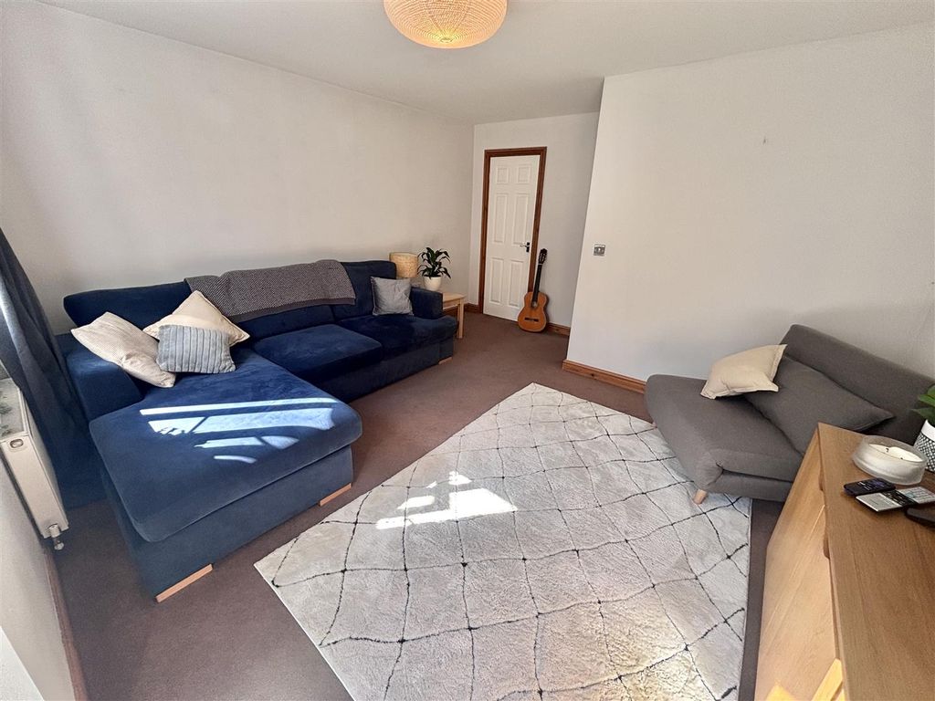 Additional image 6 of 3 bed town house for saleAusten Close, Par PL24