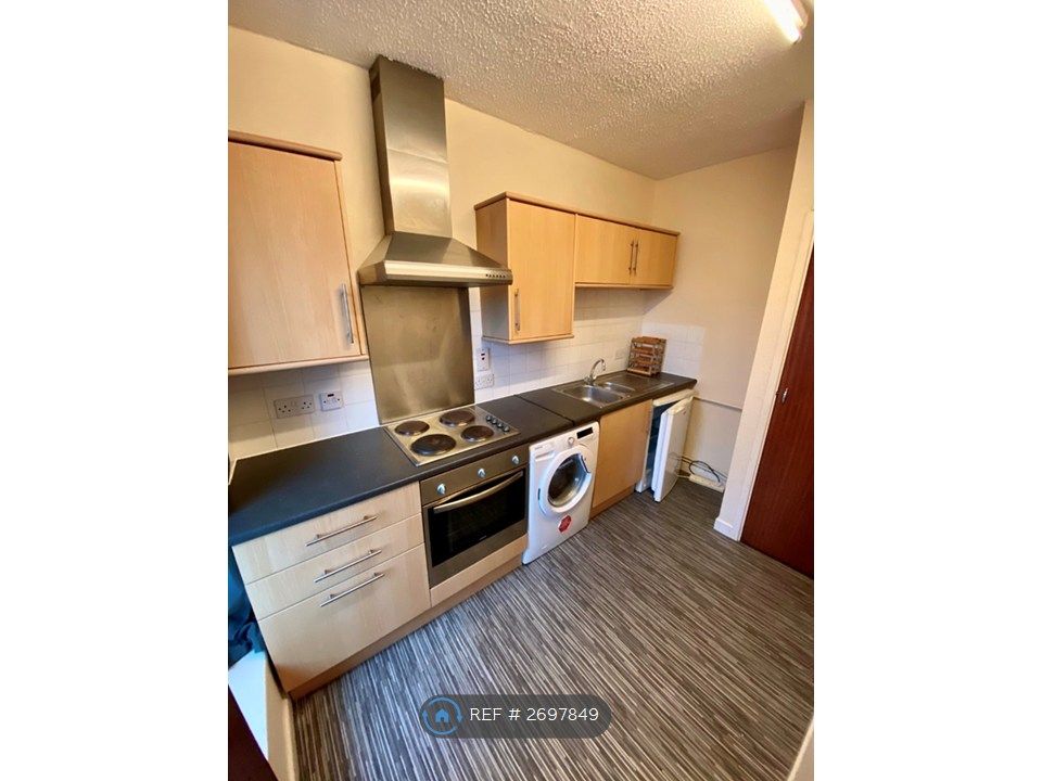 Property photo 2 of 6