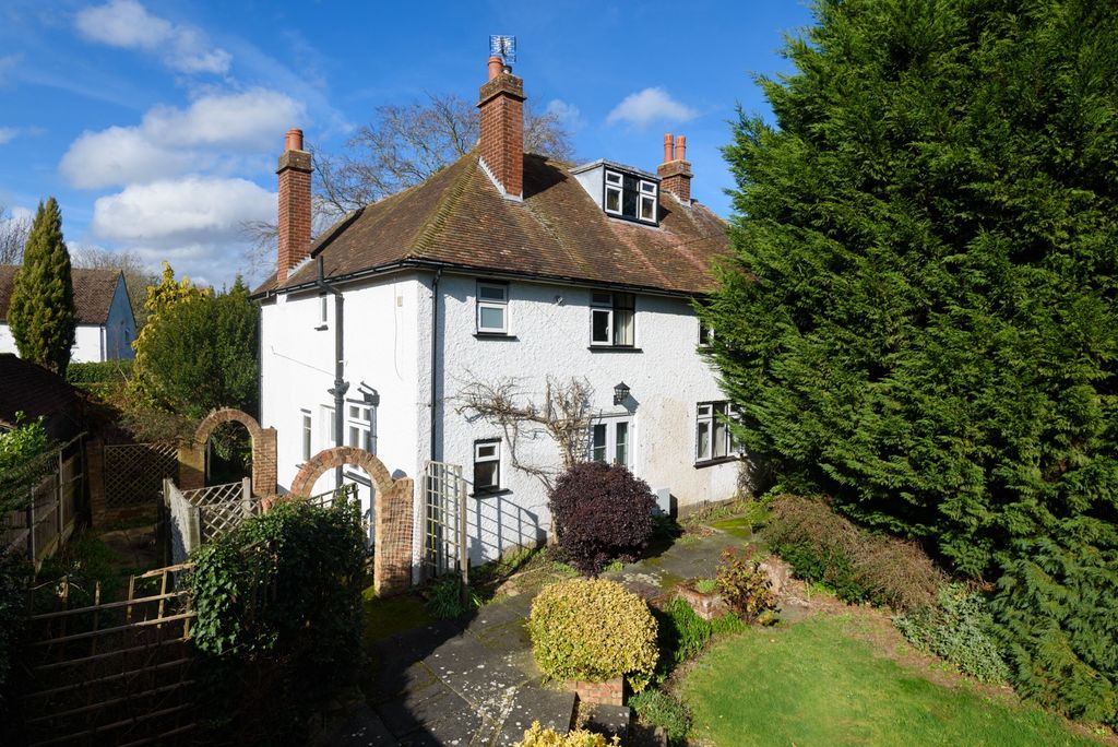 Property photo 3 of 20 48729511