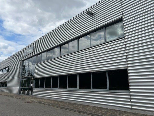 Property photo 3 of 5 V7 Vector Park