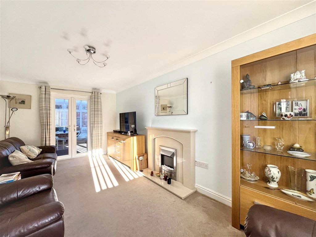 Property photo 3 of 11 Img_2965.Jpg