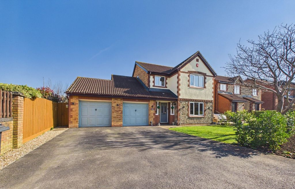 Property photo 1 of 23