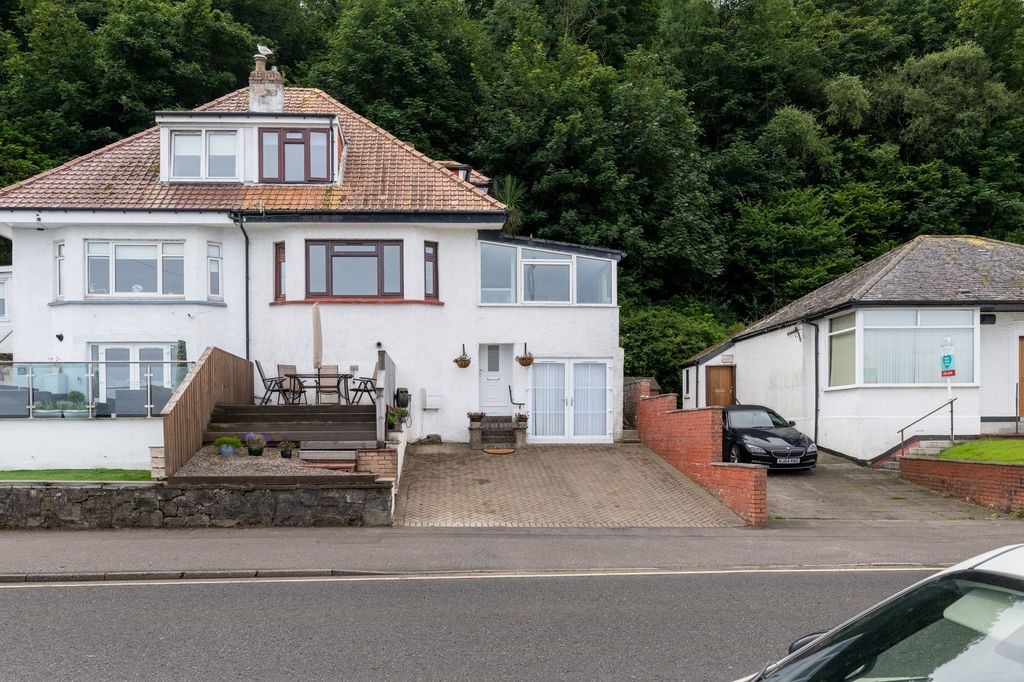 Property photo 1 of 28