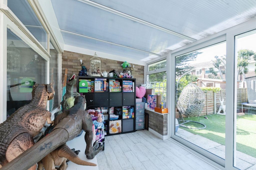 Additional image 14 of 3 bed semi-detached house for saleBronte Avenue, Christchurch BH23