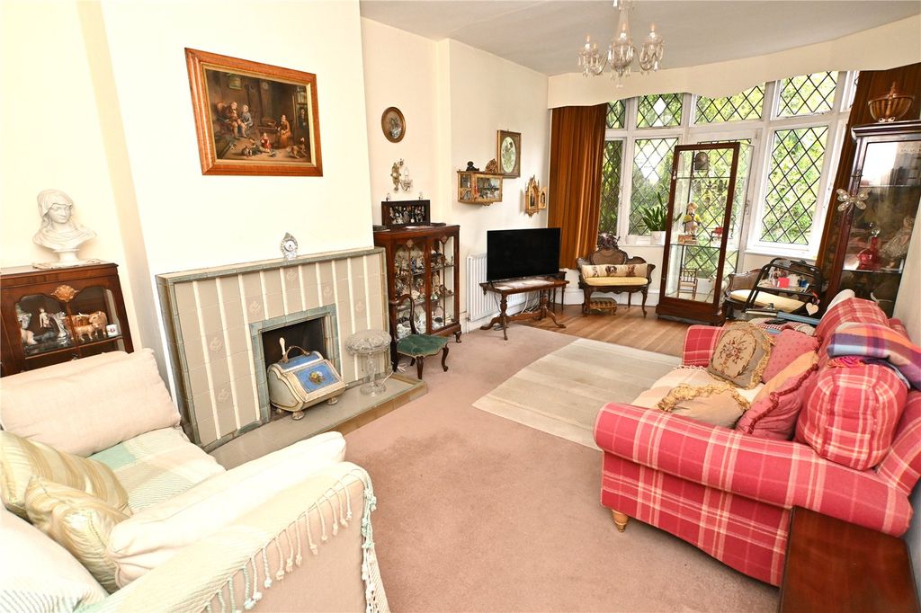 Property photo 2 of 18 Picture No. 01